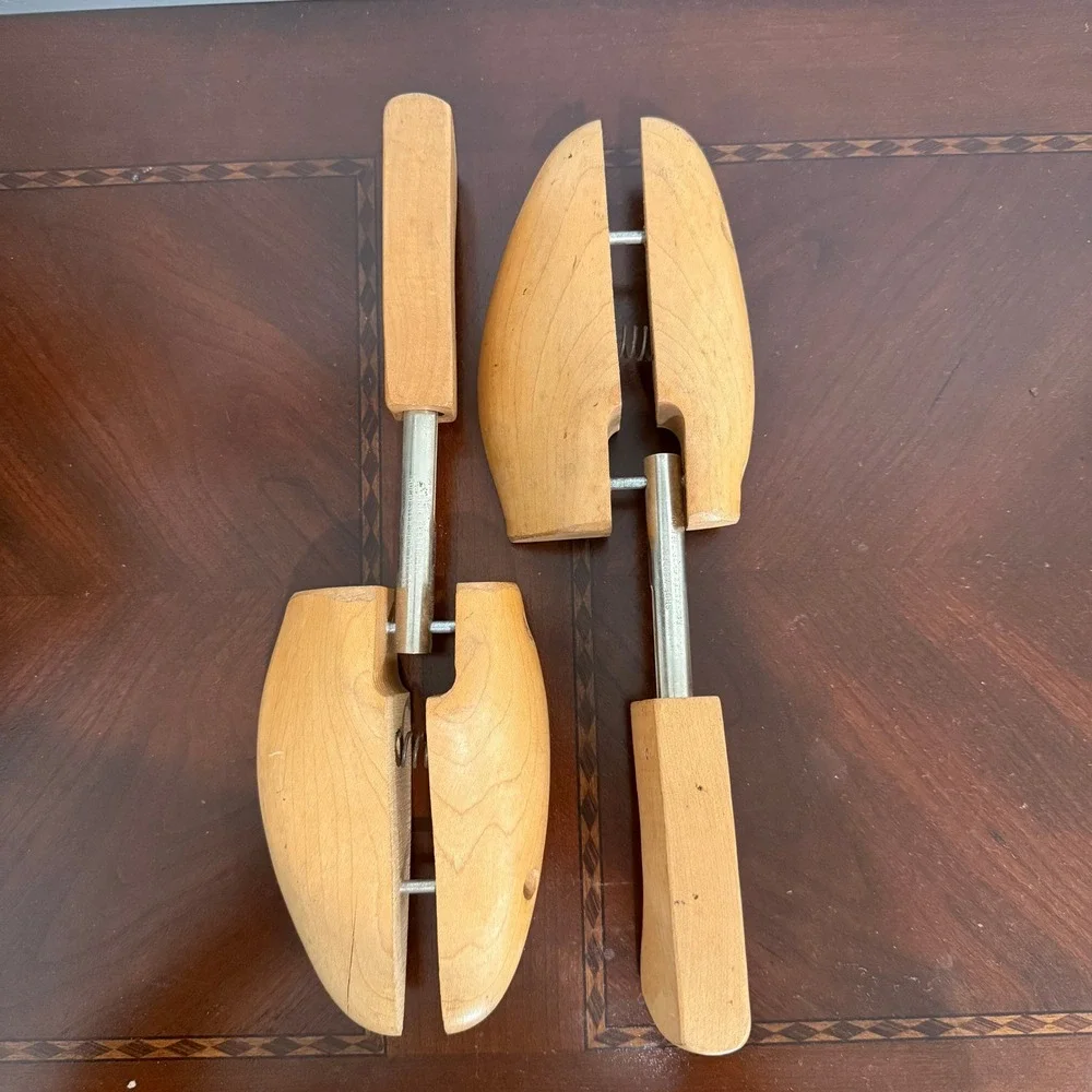 Vintage Rochester Shoe Tree Co. No. 4 Mohawk Men's Wooden‎ Shoe Stretchers MCM